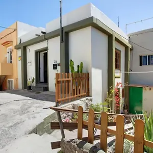 https://casita-canaria.adeje-hotels.com